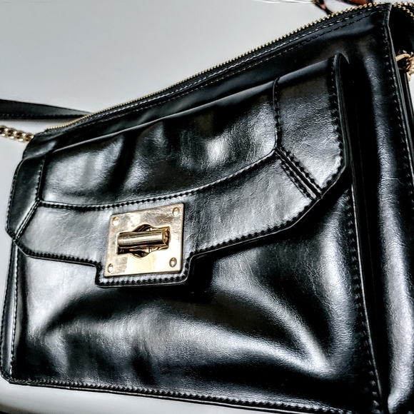 Kate Landry Faux Leather Shoulderbag - Picture 3 of 8